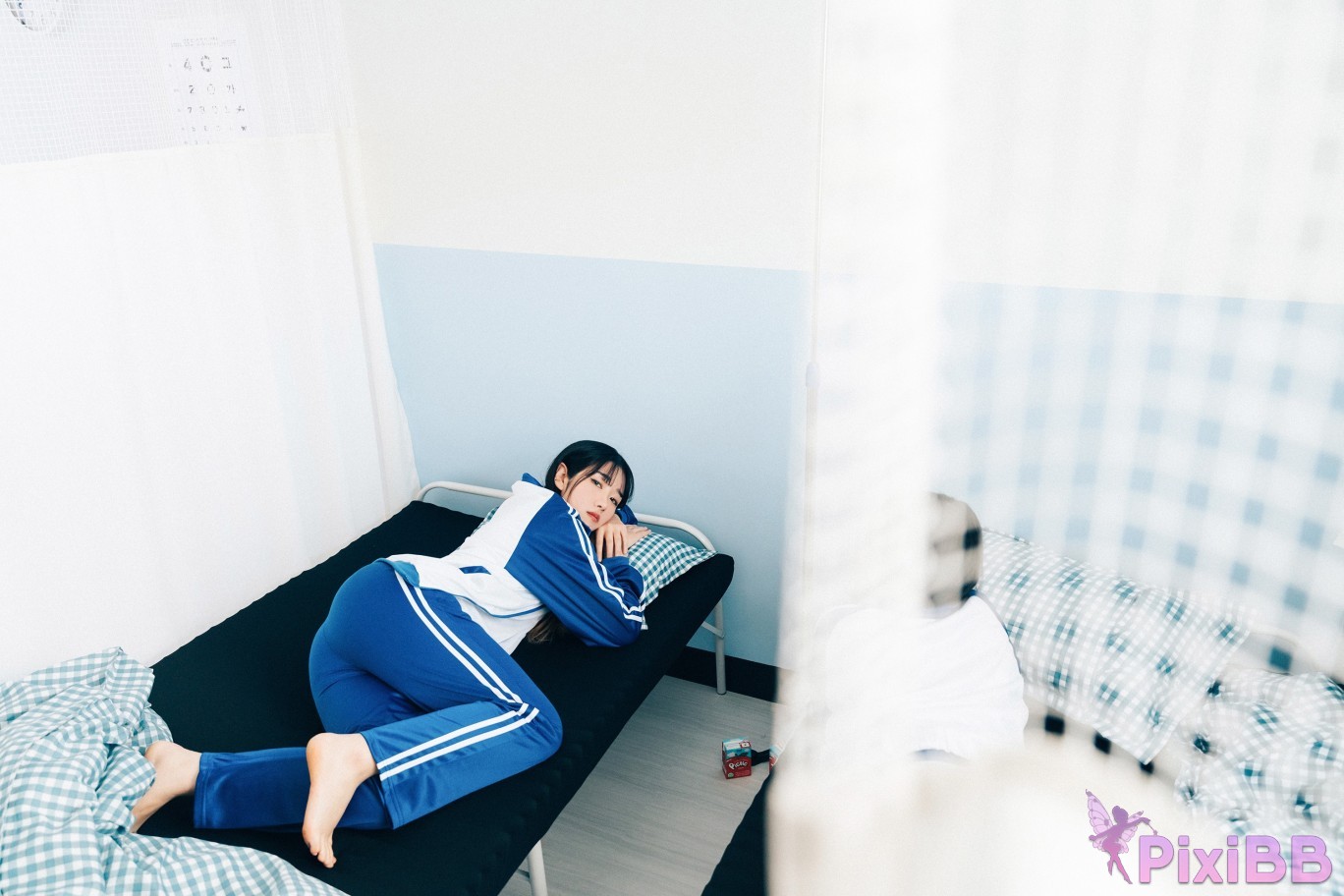 Loozy Sonson x Zia Bitch Academy PixiBB.COM 179