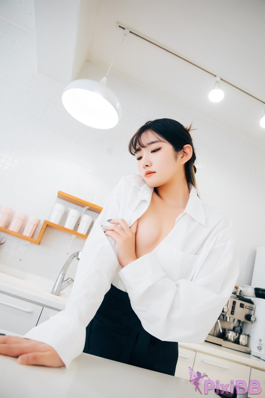 Loozy Sonson Nude Apron PixiBB.COM 011