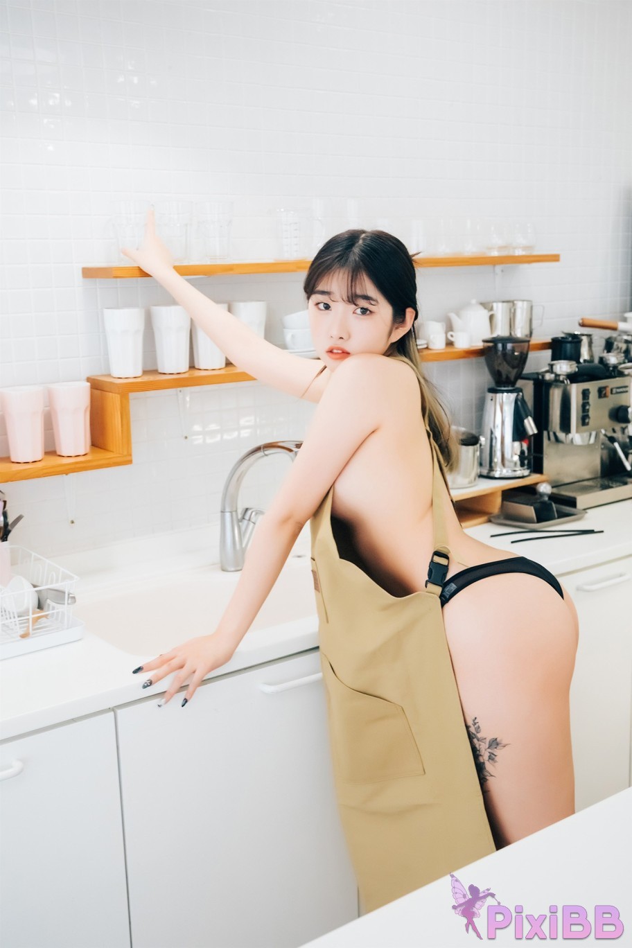 Loozy Sonson Nude Apron PixiBB.COM 057