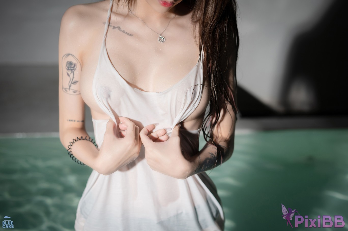 BLUECAKE Hikari Night Shower RED Special PixiBB.COM 230