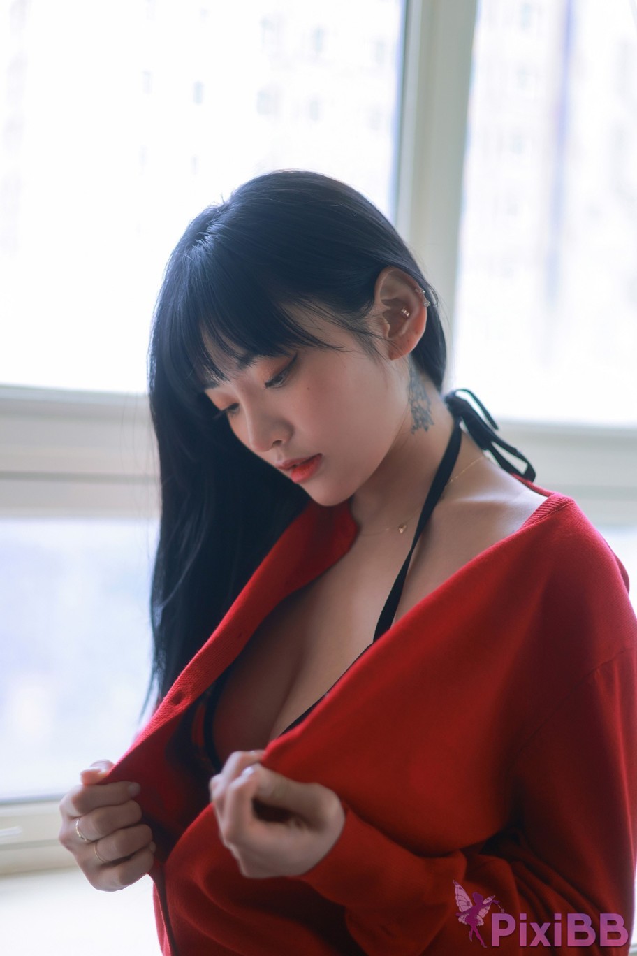 Yo U Sula Christmas Present PixiBB.COM 005