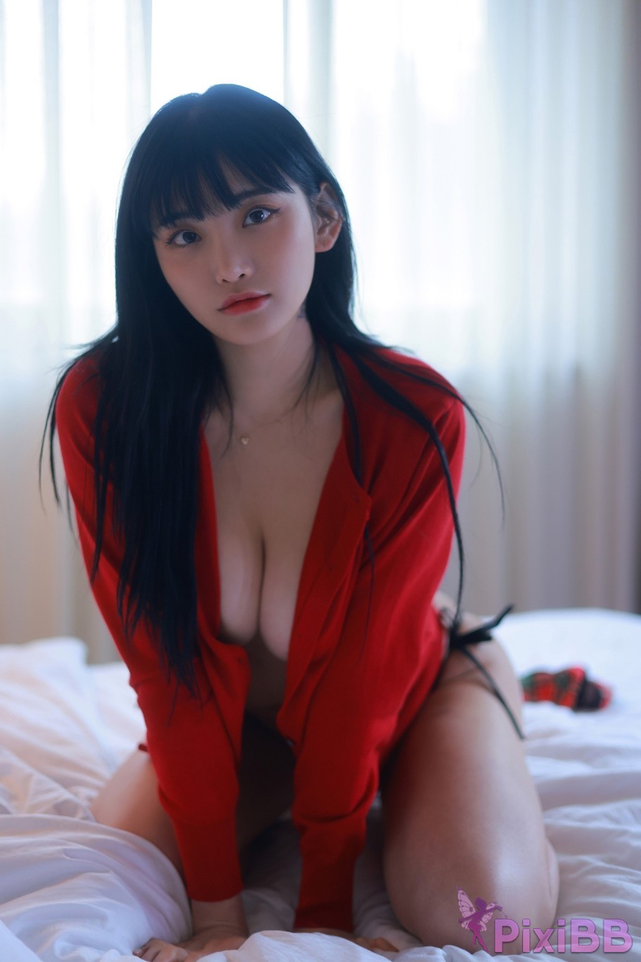 Yo U Sula Christmas Present PixiBB.COM 023