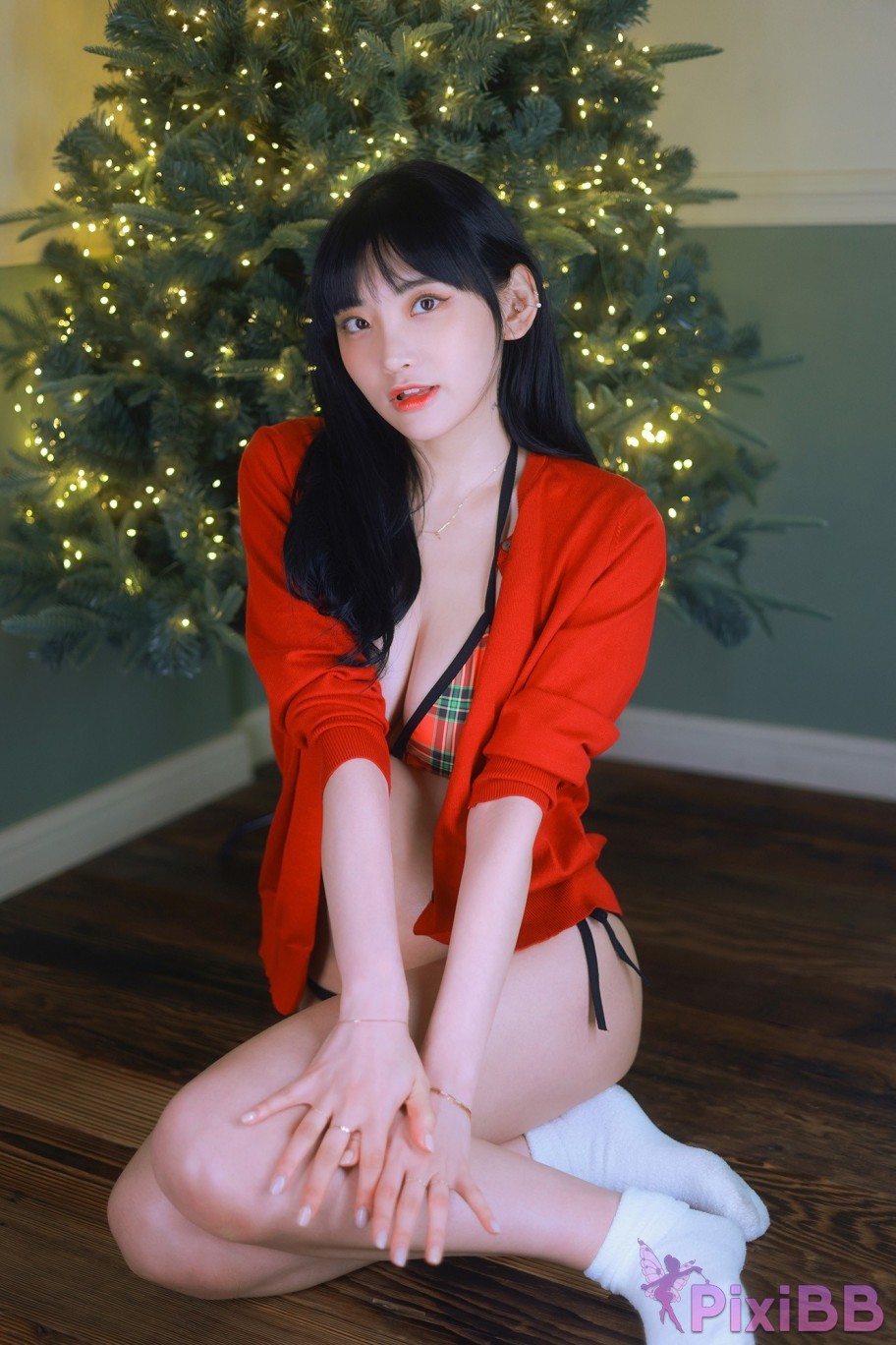 Yo U Sula Christmas Present PixiBB.COM 068