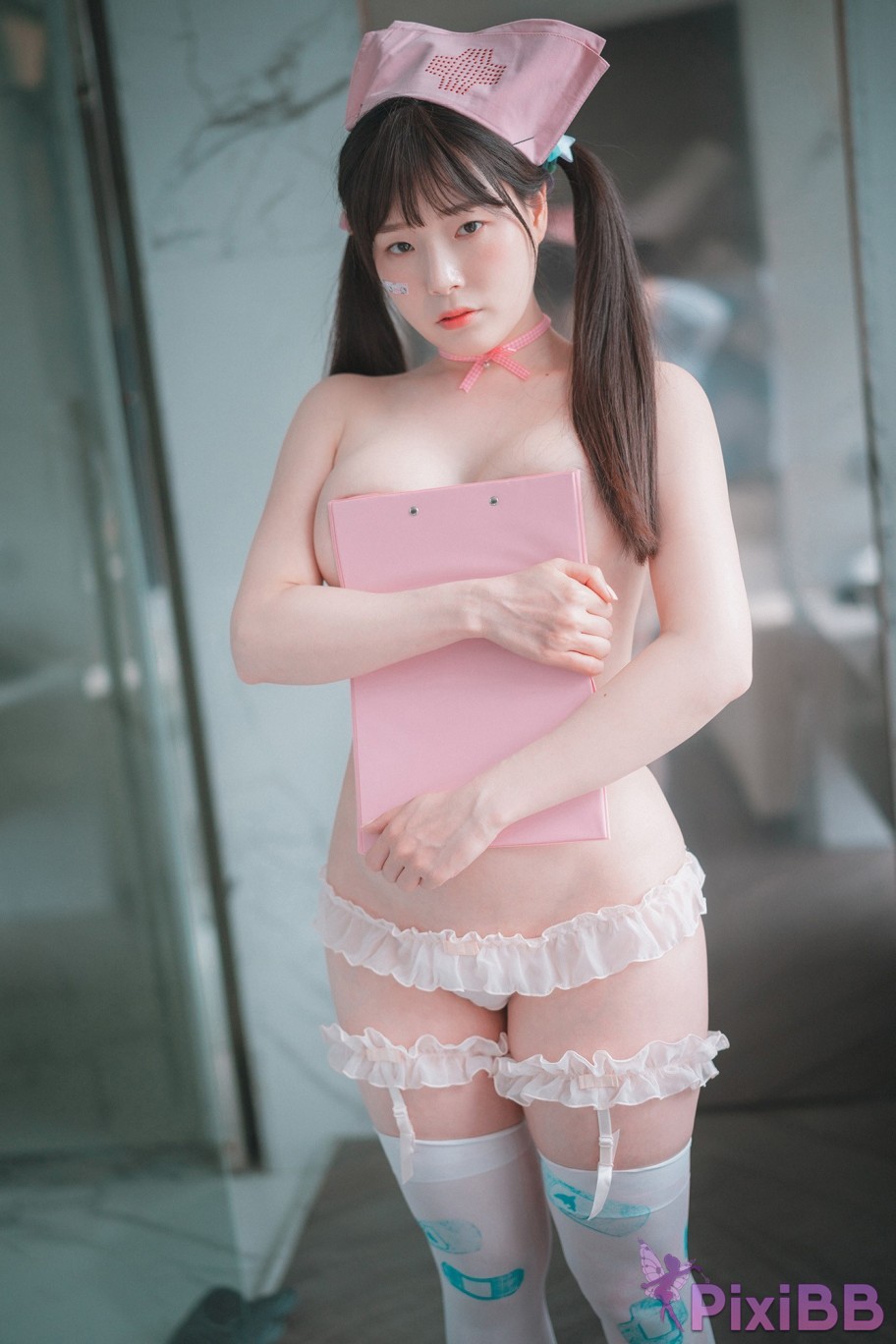 DJAWA Photo Pia Nursing Overtime PixiBB.COM 003