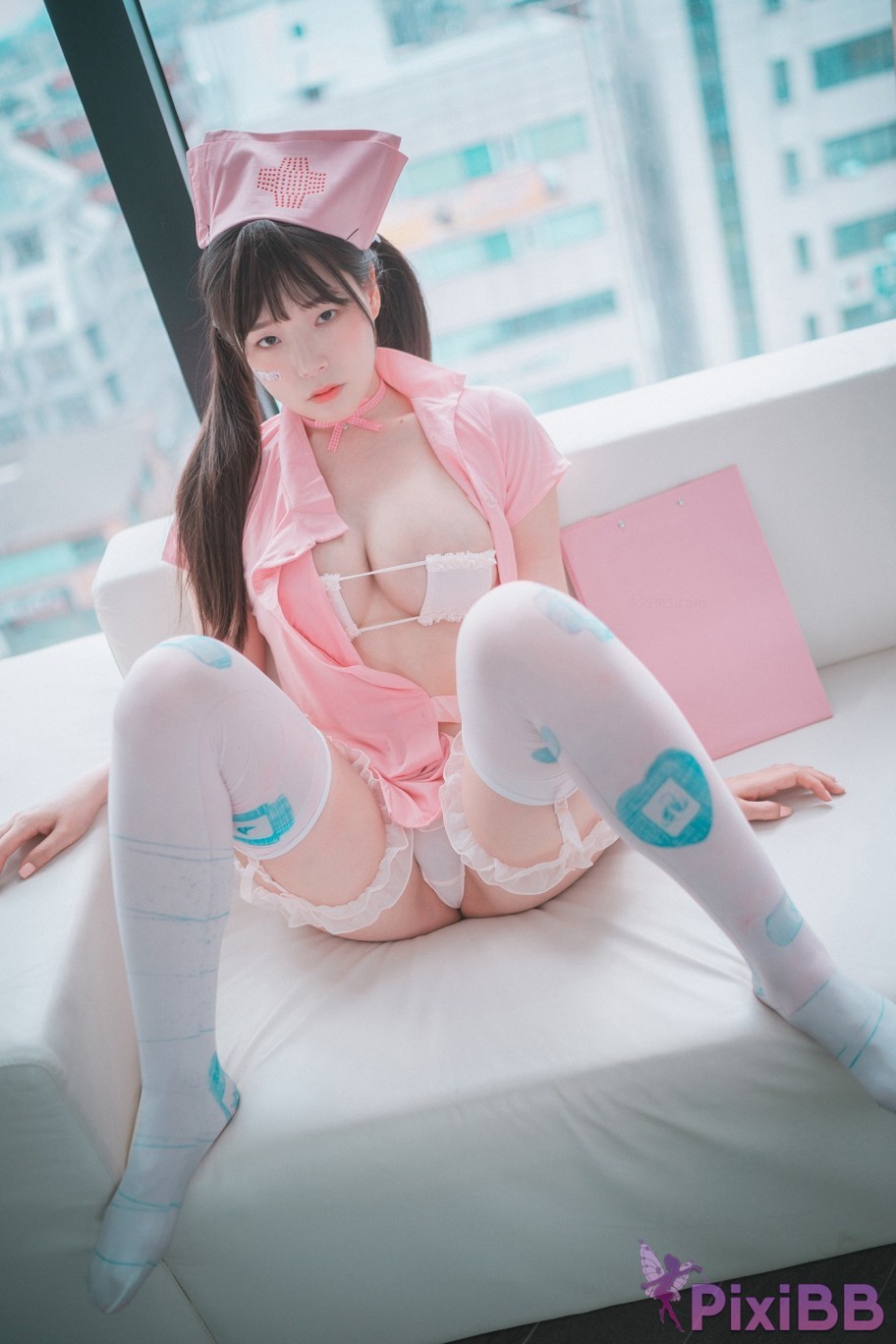 DJAWA Photo Pia Nursing Overtime PixiBB.COM 025