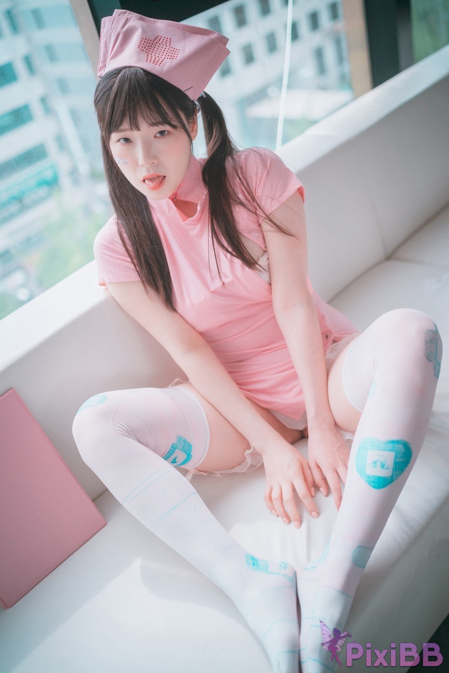 DJAWA Photo Pia Nursing Overtime PixiBB.COM 039