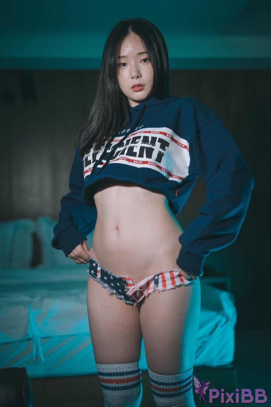 DJAWA Photo Pia The Stars and Stripes PixiBB.COM 034