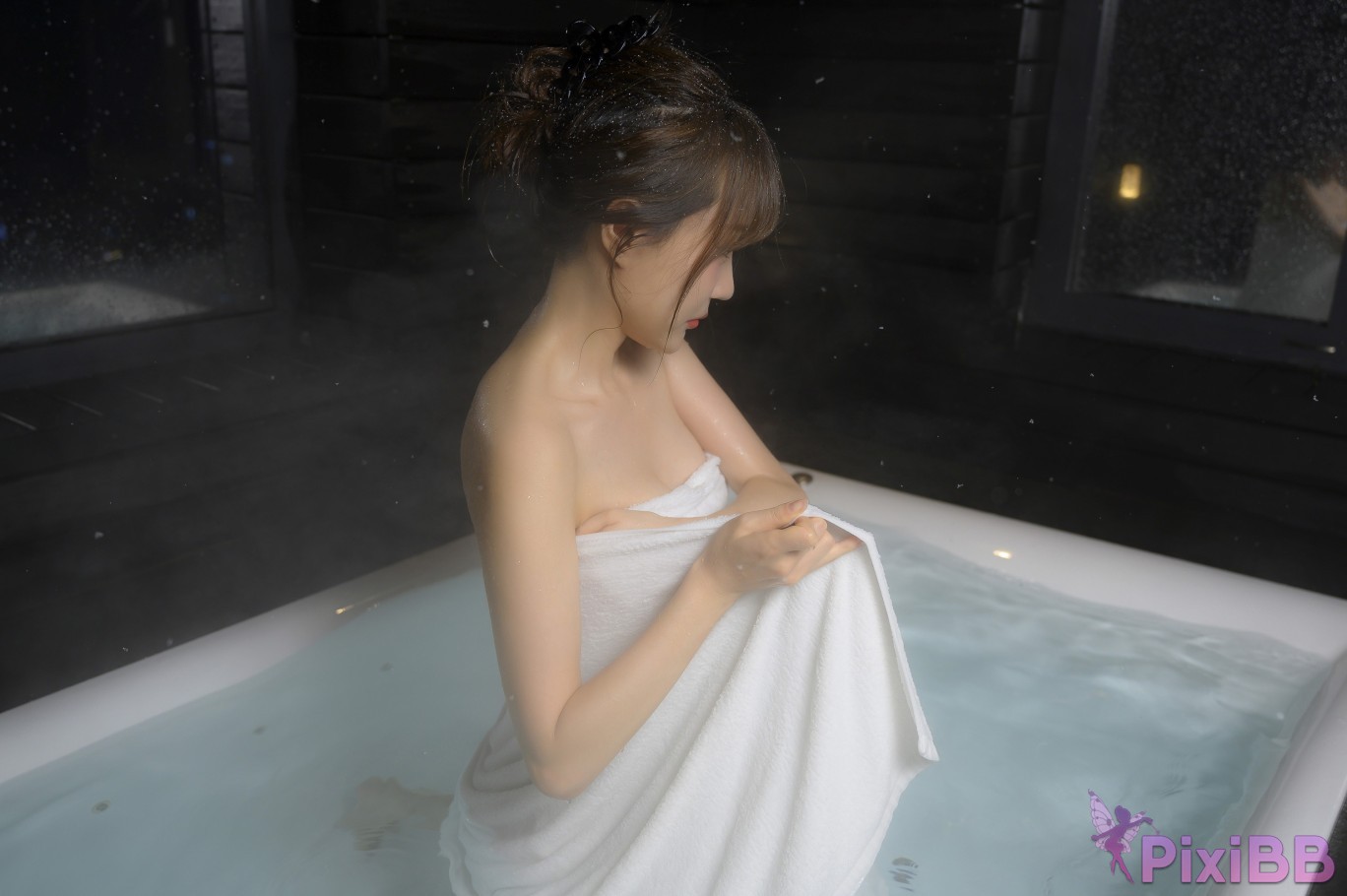 Jucy Cherry Blossom Moon Night Snap PixiBB.COM 012