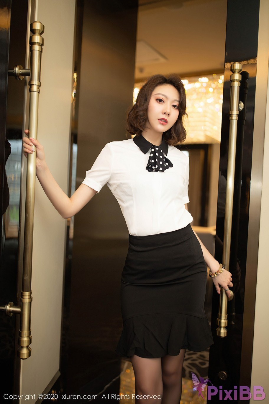 XIUREN No.2422 Yi Xuan PixiBB.COM 002