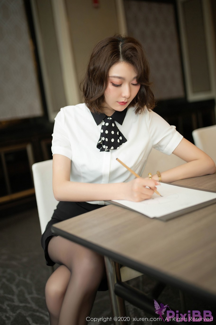 XIUREN No.2422 Yi Xuan PixiBB.COM 023