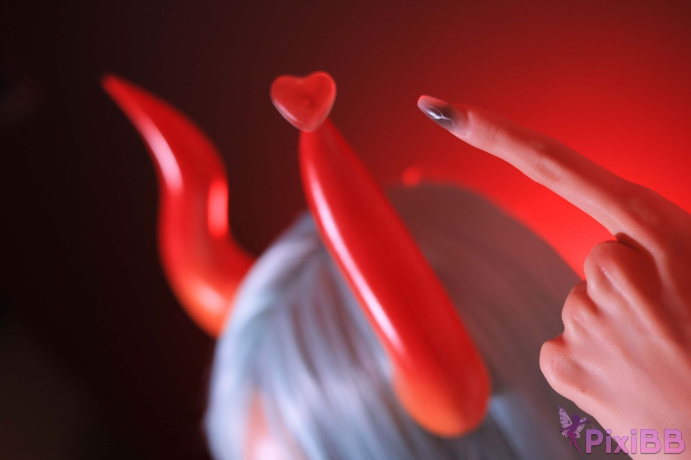 Dongeuran round Red Succubus PixiBB.COM 228