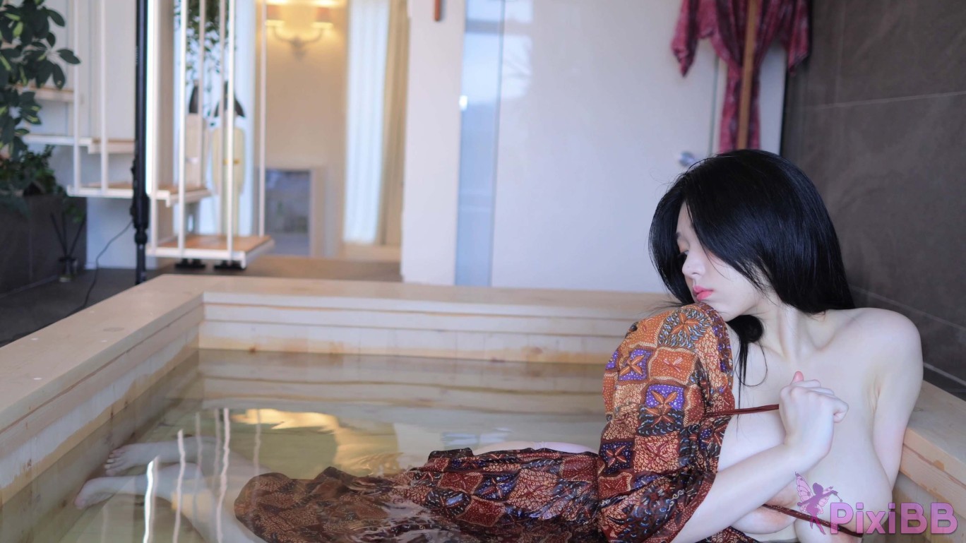 Yeon Woo Yeonwoo New pictorial bathing PixiBB.COM 011