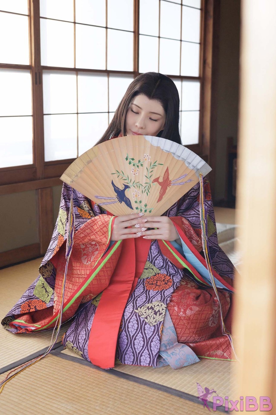 Japan Model Kamiki Rei FLASH 2025 03 An elegant and lewd world PixiBB.COM 005