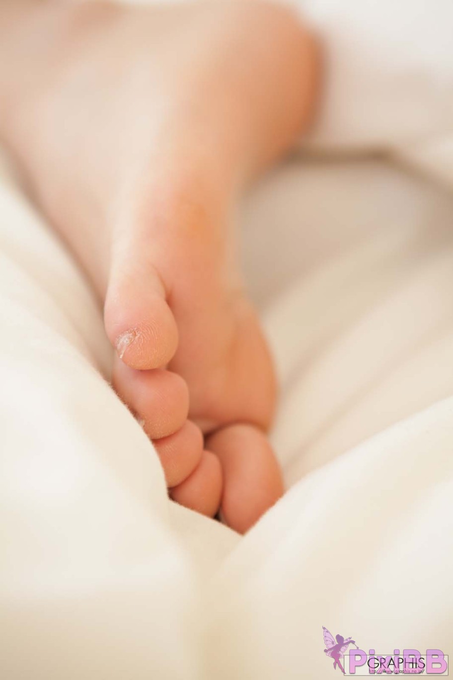 Japanese Idol Hamasaki Mao Graphis Feti Style PixiBB.COM 007