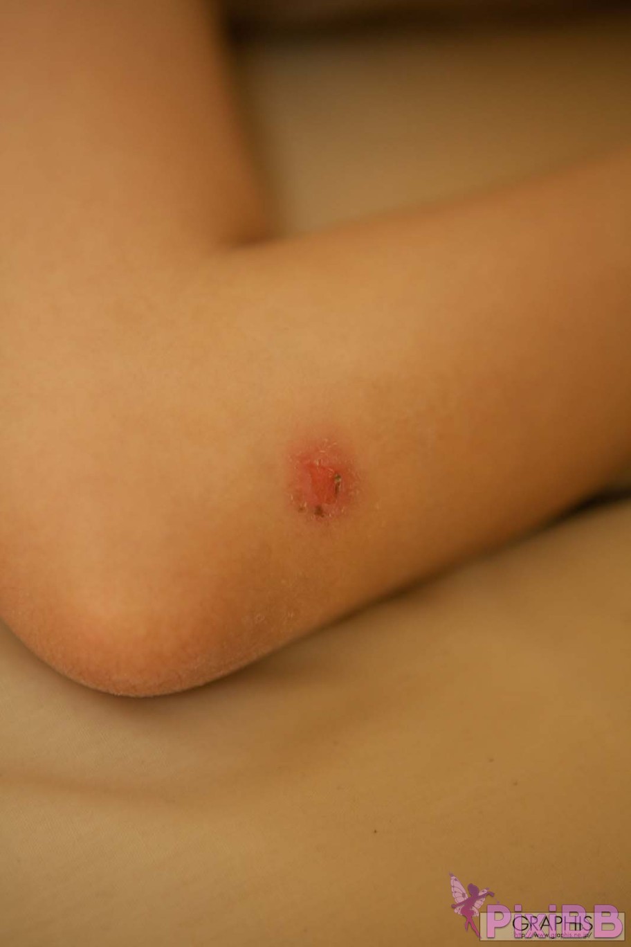 Japanese Idol Hamasaki Mao Graphis Feti Style PixiBB.COM 186