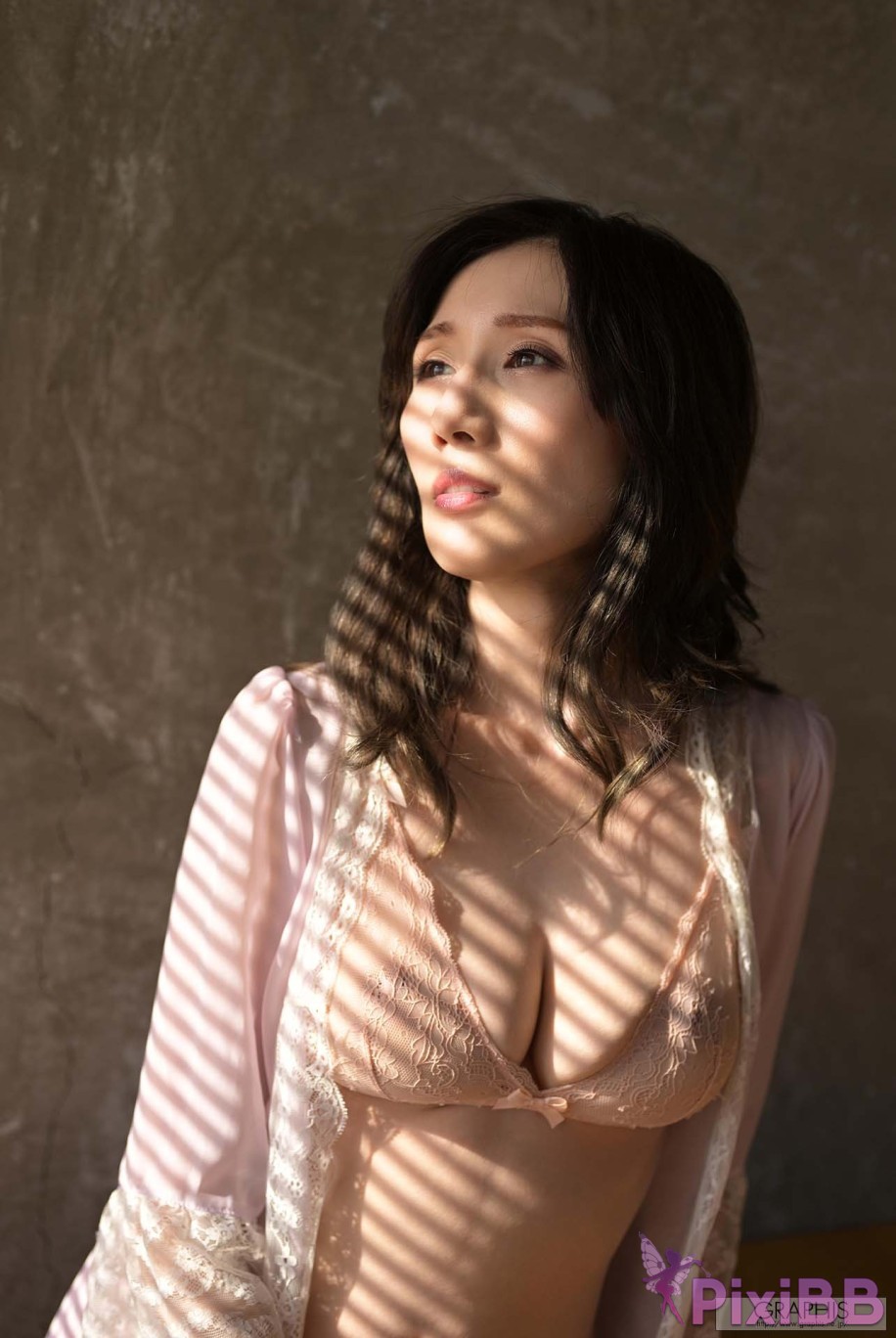 JP JULIA Graphis Gals No.555 Majesty PixiBB.COM 026